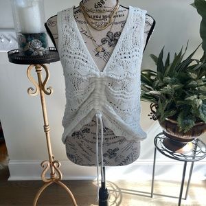 Jessica Simpson Medium sweater’s tank NWT ivory adjustable style as you want